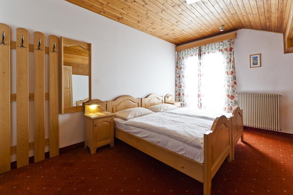 Hotel Brueckenwirt - Al Ponte Montagna Ruang foto